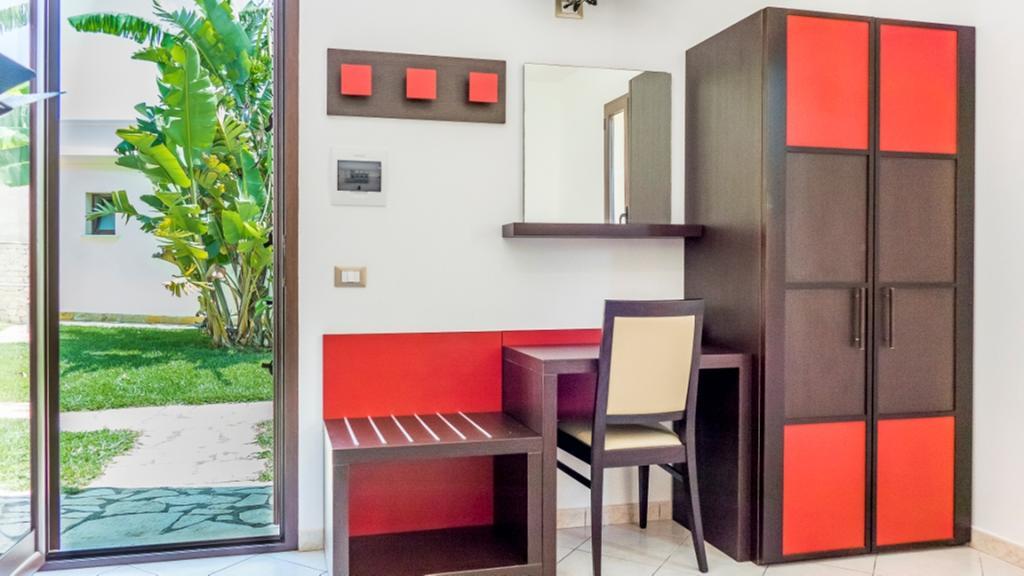Resort Villa Hermosa Porto Cesareo Eksteriør billede