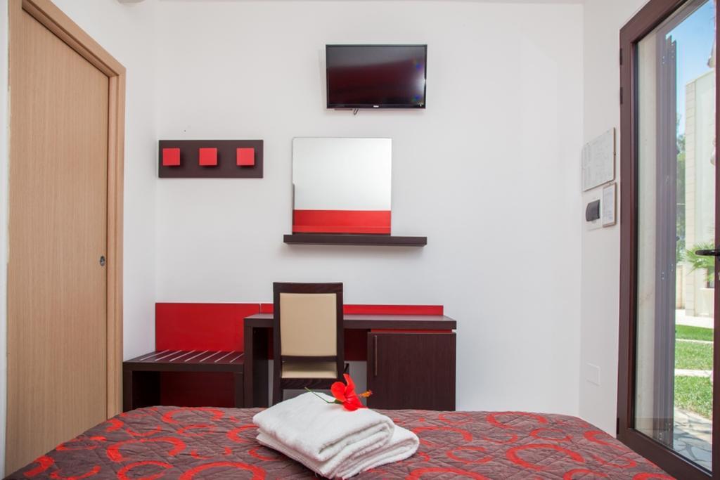 Resort Villa Hermosa Porto Cesareo Eksteriør billede